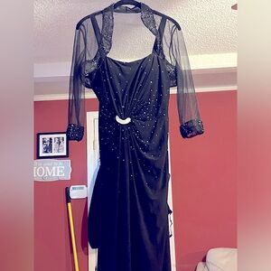 Formal dress only worn once!